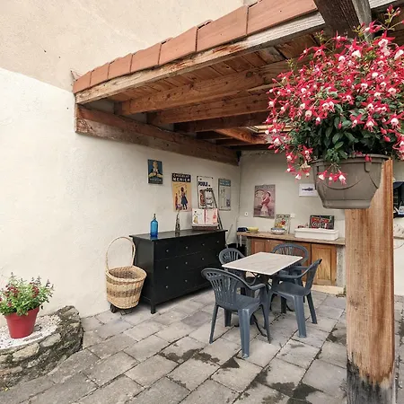 D'hotes Au Puy-en-velay Avec Parking Et Wi-fi - Fr-1-582-524 Frühstückspension *